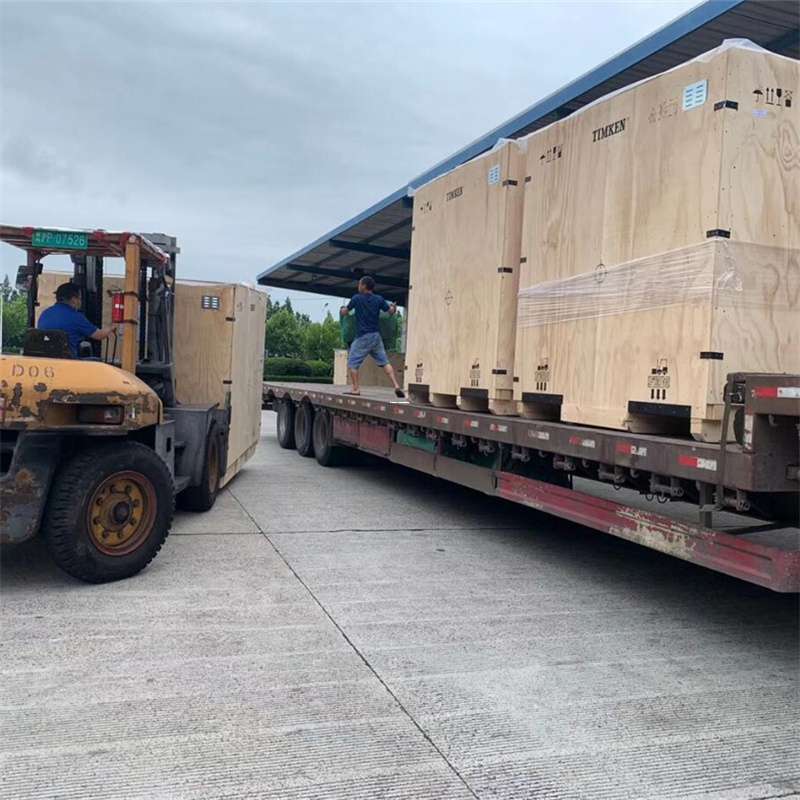 杜尔伯特县宣威市进仓物流：专线直达的多元货运探索